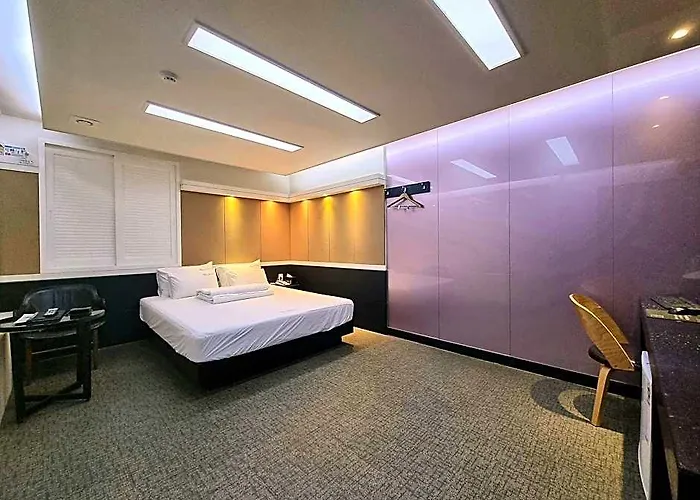 Nampo Wa Hotel 2*